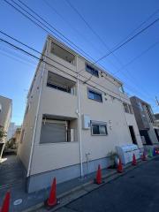 ＪＲ内房線本千葉駅まで徒歩4分