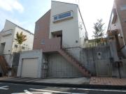 クラウンテラスA