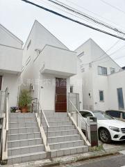 新宿区中落合3丁目戸建