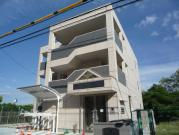 Urban Hills Trois Ost