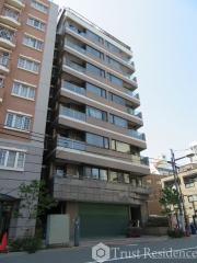 都営大江戸線新御徒町駅まで徒歩3分