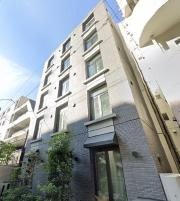 LAPiS COURT YOTSUYA