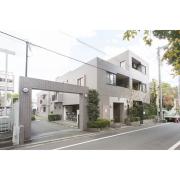 東急東横線都立大学駅まで徒歩20分