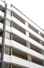 日暮里・舎人ライナー赤土小学校前駅まで徒歩6分