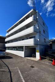 ＪＲ山陽本線五日市駅までバス約5分 徒歩7分