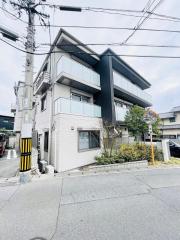 広島電鉄宮島線楽々園駅まで徒歩18分