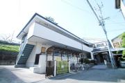 地下鉄御堂筋線江坂駅まで徒歩20分