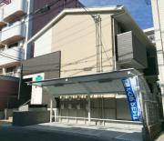 MAISON A-ONE