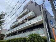 J.リヴェール学芸大学