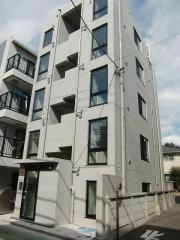 西武新宿線新井薬師前駅まで徒歩6分