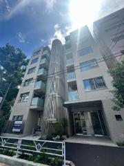 KOMABA WEST