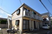 ファミーユ八番館