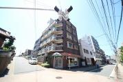 プレアール南小倉