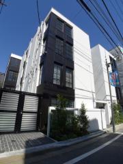 Staart Osaki
