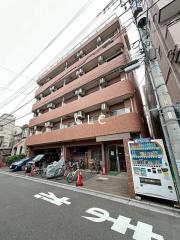 東京メトロ千代田線町屋駅まで徒歩11分