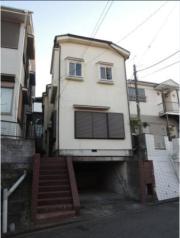 多摩市聖ヶ丘の戸建て