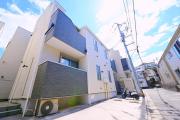 ＪＲ山陽本線向洋駅まで徒歩11分