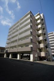 第8年見マンション