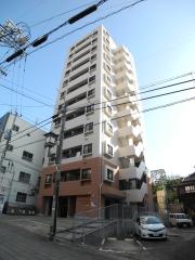 長崎電軌本線思案橋駅まで徒歩4分