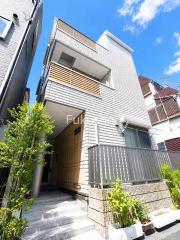 プルムルージュ
