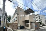 ARK HOUSE F