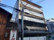 地下鉄烏丸線丸太町駅まで徒歩9分