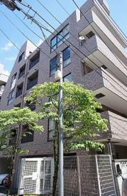 都営大江戸線六本木駅まで徒歩12分