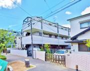 京急本線金沢八景駅まで徒歩11分