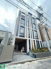 都営大江戸線中野坂上駅まで徒歩8分