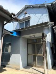 山手町貸家2号室