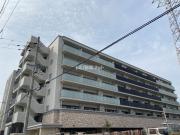 近鉄難波・奈良線八戸ノ里駅まで徒歩4分