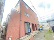 高山テラスハウス