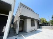 ＪＲ内房線本千葉駅まで徒歩16分