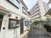 南海本線石津川駅まで徒歩10分