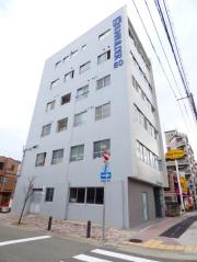 サンビルダー板宿