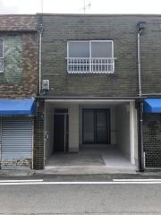 東光町一丁目車庫付テラス