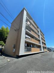 アルル屋代