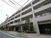東京メトロ丸ノ内線後楽園駅まで徒歩10分