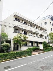 東京メトロ日比谷線広尾駅まで徒歩8分