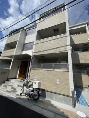 ＪＲ片町線忍ケ丘駅まで徒歩4分