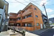 京王相模原線京王稲田堤駅まで徒歩3分