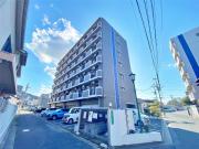ＪＲ鹿児島本線黒崎駅までバス約6分 徒歩2分