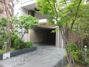 地下鉄七隈線六本松駅まで徒歩9分