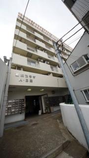 東和プラザA館