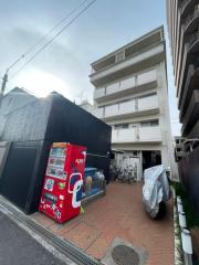 広島電鉄宮島線楽々園駅まで徒歩7分