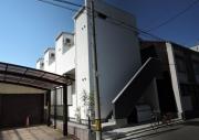 Tom′s Tenement 3（トムズテネメ