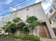 ＪＲ山手線原宿駅まで徒歩7分