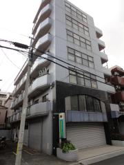 セザール大塚