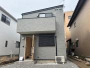 神戸8丁目築浅戸建て A棟
