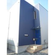 南海泉北線和泉中央駅まで徒歩13分